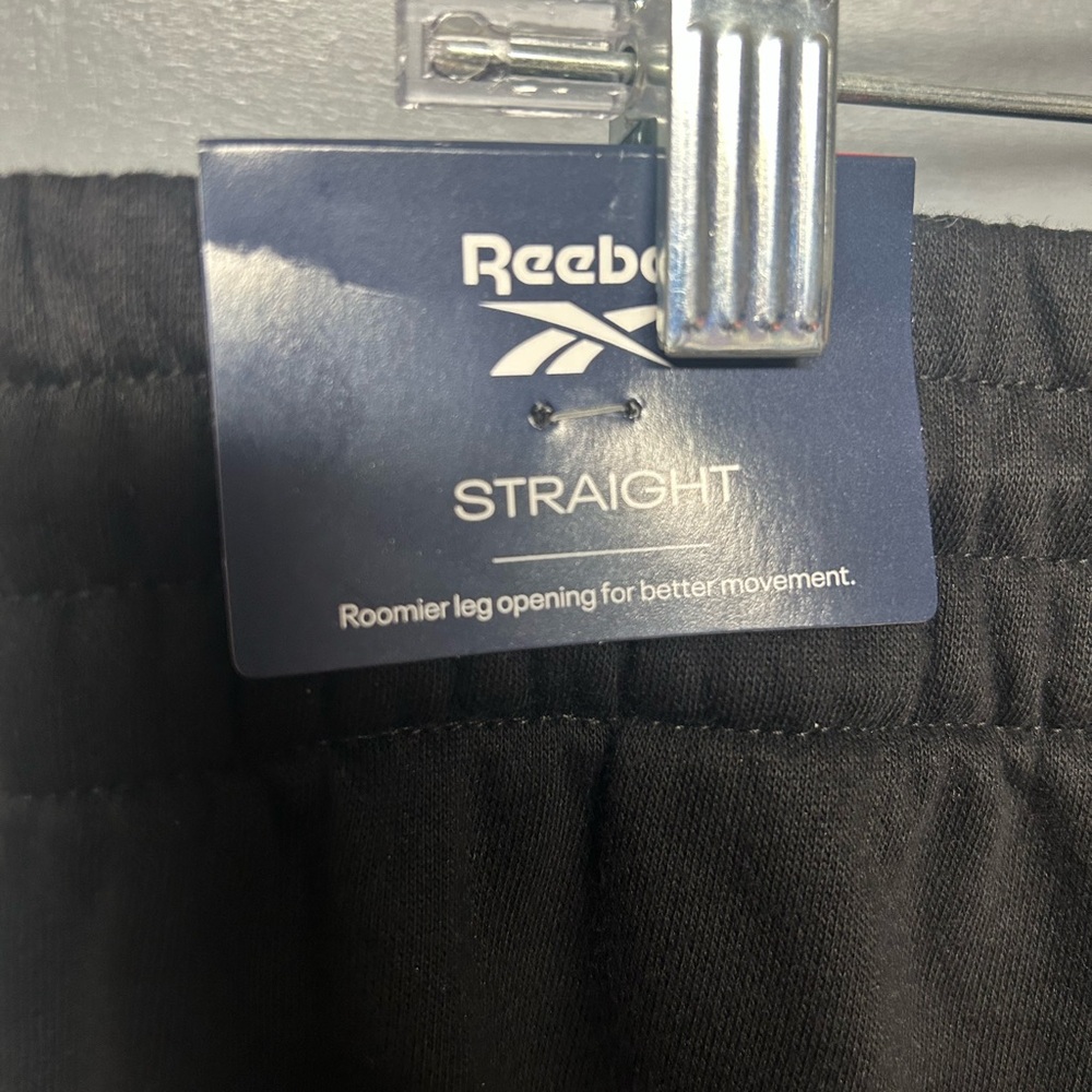Reebok Identity cargo fleece sweater pants. NWT. Mens size large - Picture 5 of 9